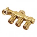 4 WAYS CONNECTOR WITH SHUT OFF VALVE B6107-32